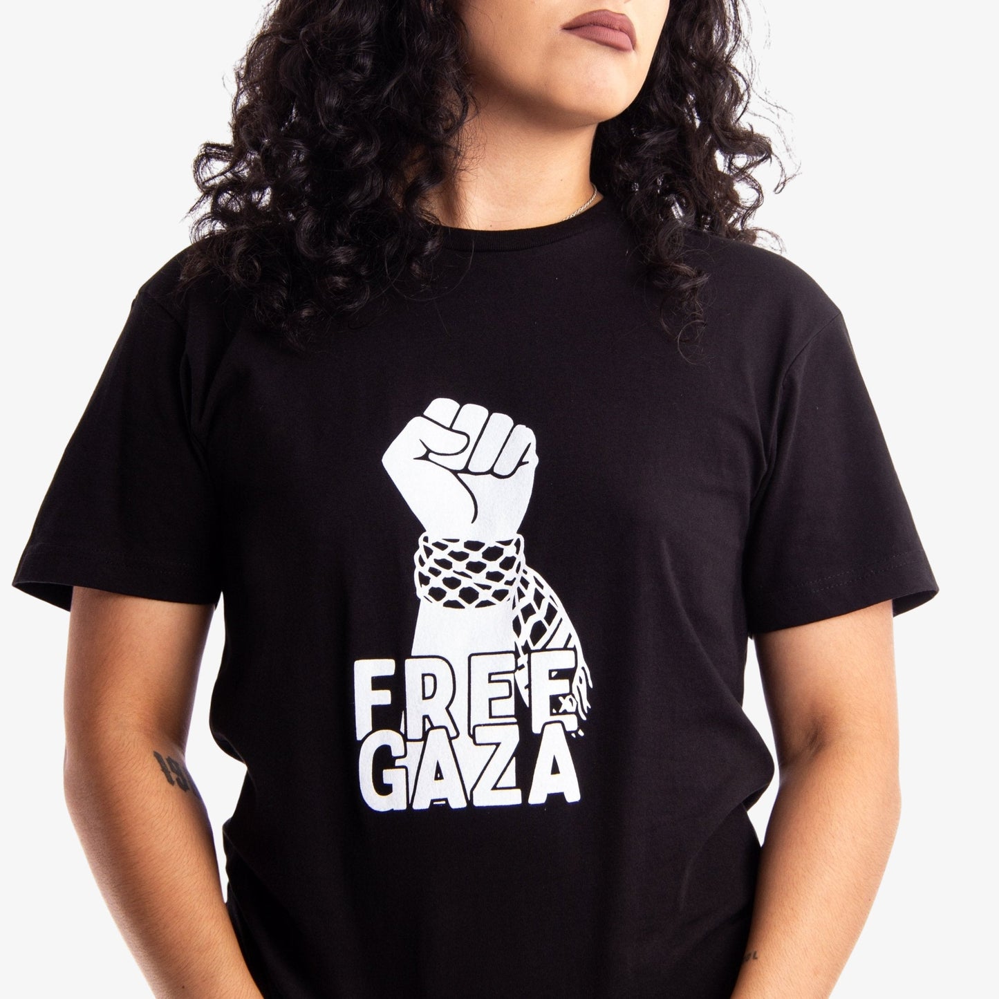 FREE G@Z@ Tee Wear The Peace Short Sleeves S