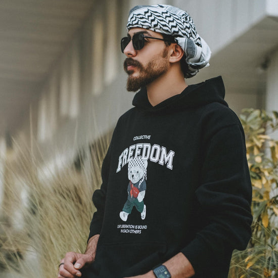 Freedom Bear Heavyweight Hoodie Wear The Peace Hoodies Black S