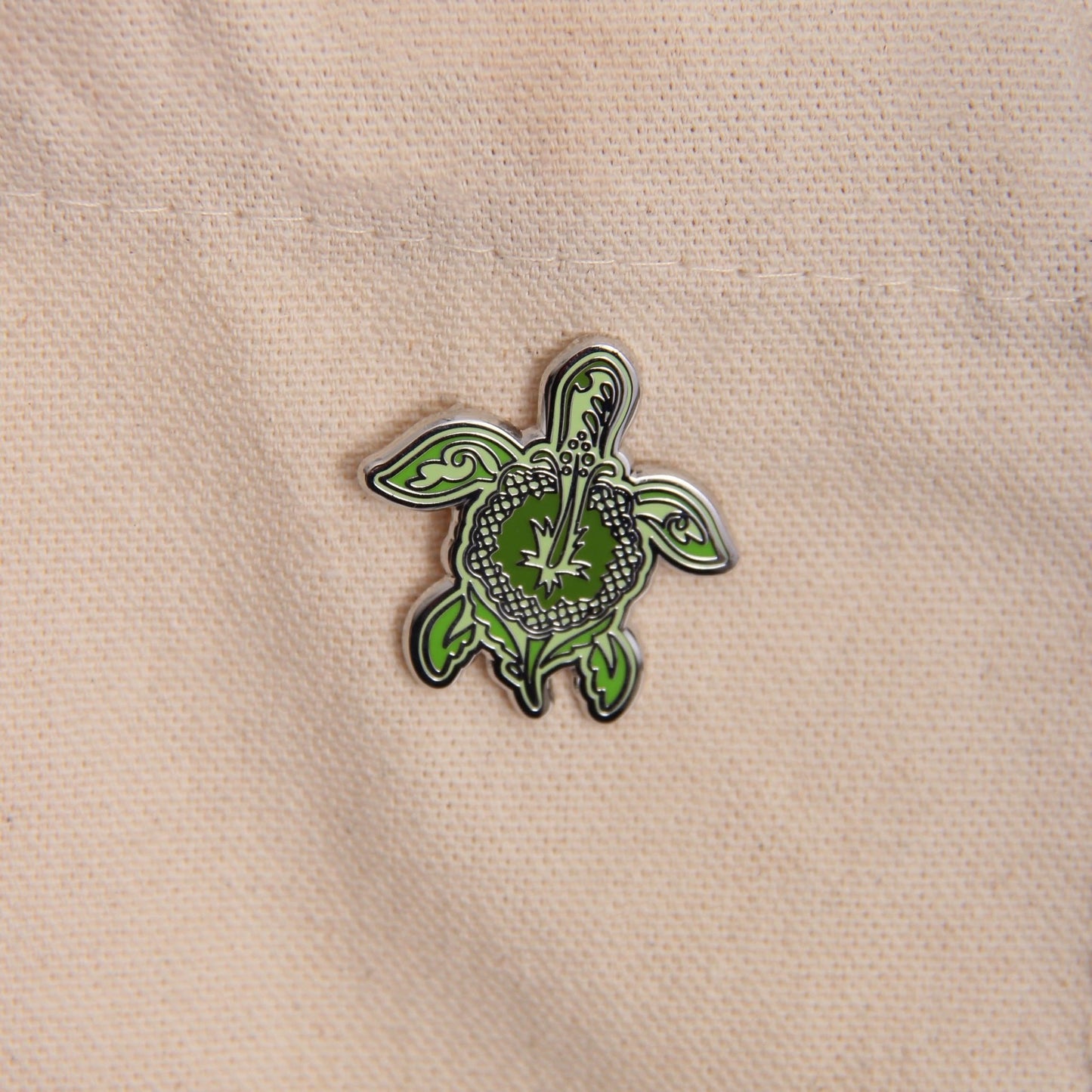 Gaza's Turtle Pin (Plestia X WTP) Wear The Peace Pin